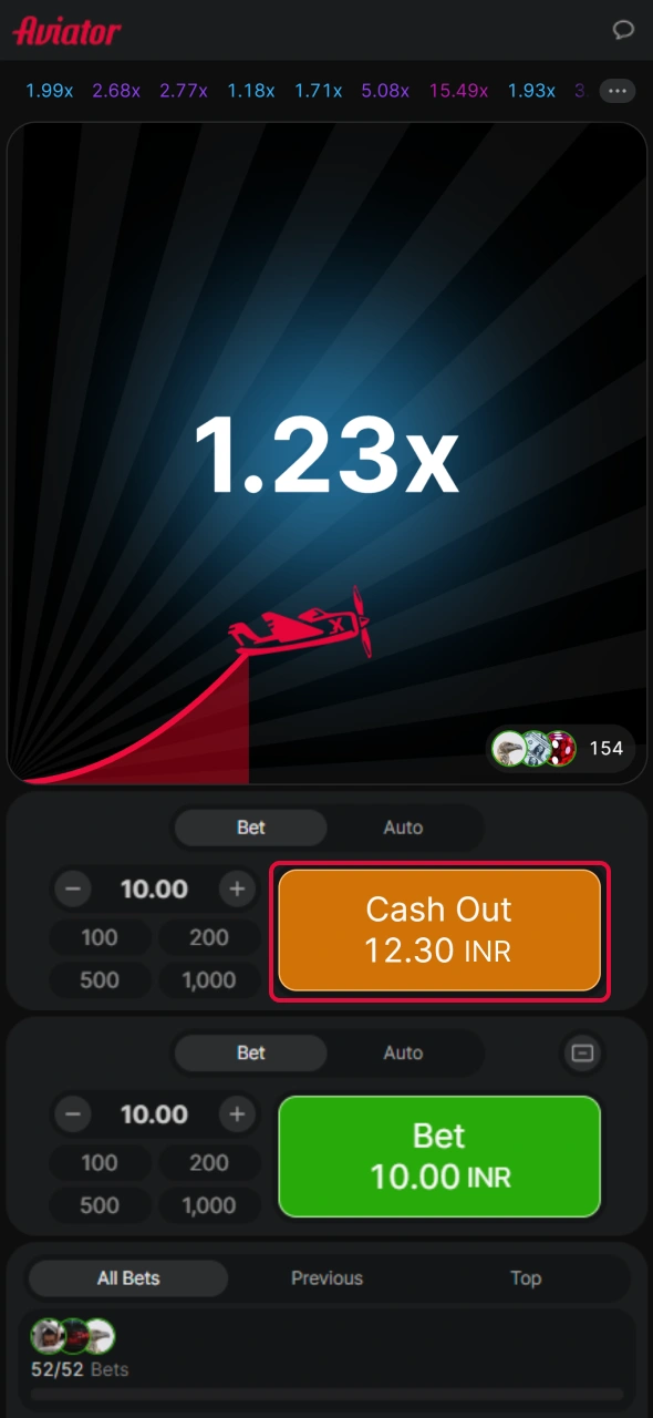 Use the Aviator manual cash out feature at the right moment.